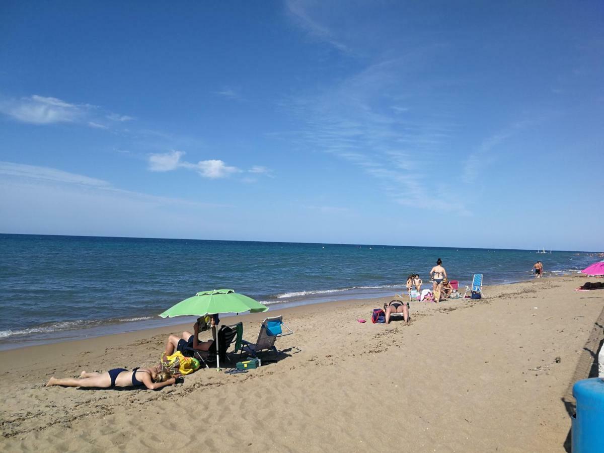 Estudio Con Piscina, Playa Y Wifi Denia Kültér fotó